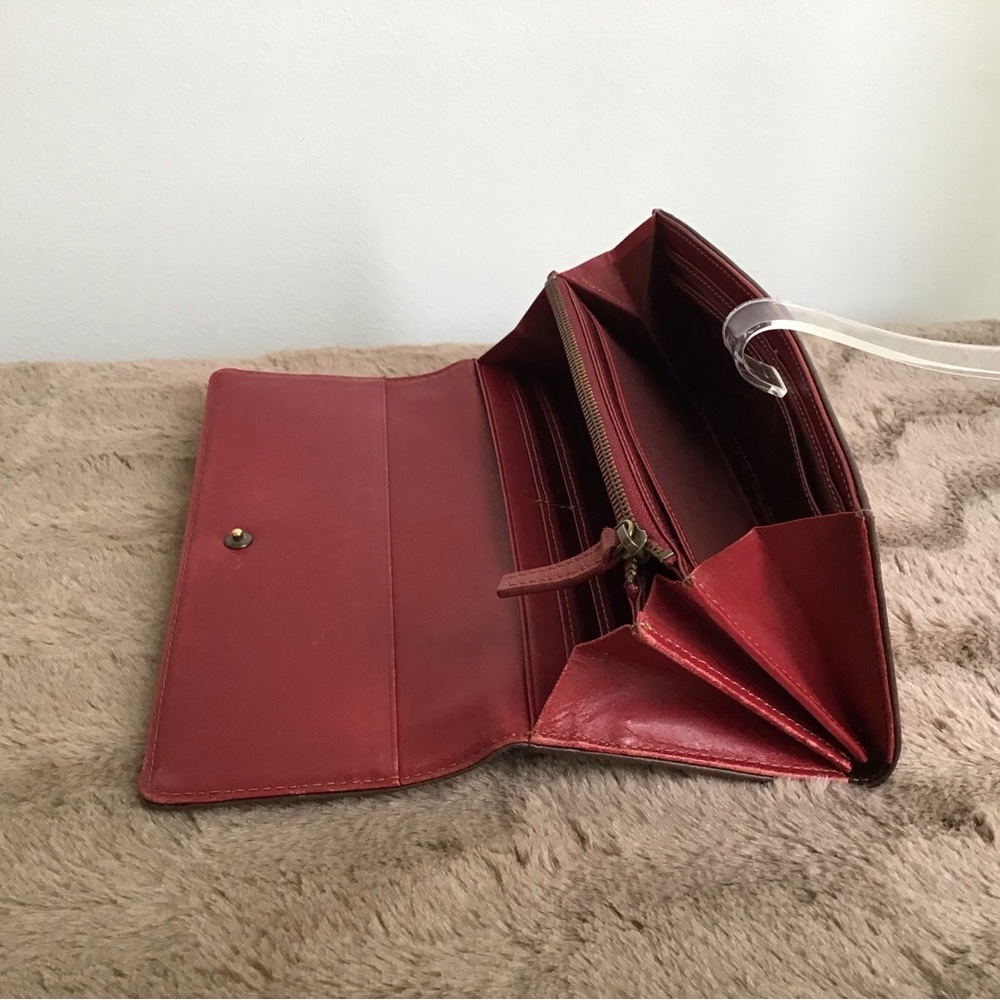 Burberry Red Plaid Wallet (Rare) - Picture 8 of 9
